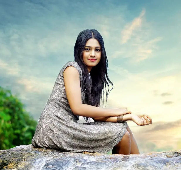 My Name Is Kriti. I Work In A Private Job 0