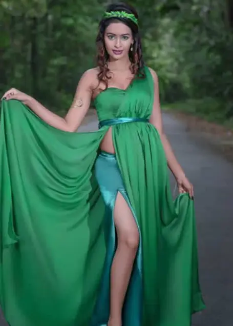   My Name Is Athiya. I'm An Independent Call Girl 1