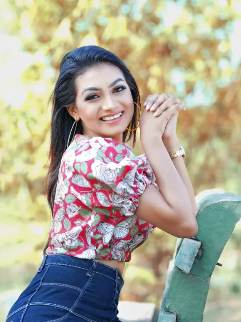 My Name Is Jahnavi, And I'm An Independent Call Girl 3