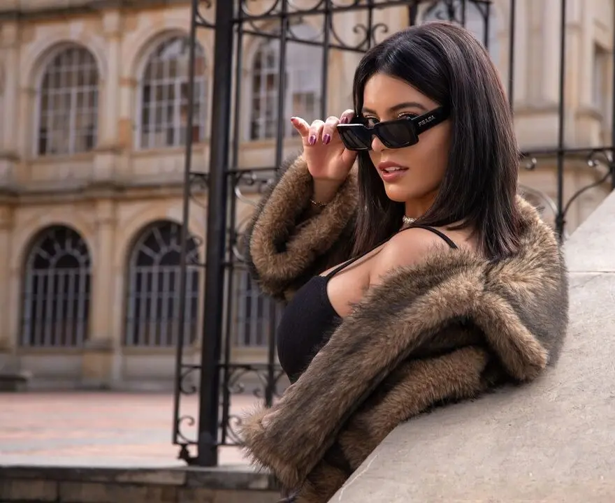 “An Open-hearted Beauty Ready To Light The Spark.” 1