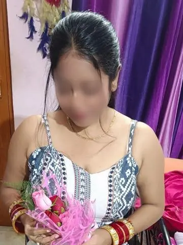 Roshni - Indian Call Girls in Vadodara photo 1 of 1
