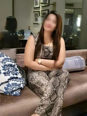 Shreya - Indian Call Girls in Siliguri photo 1 of 1